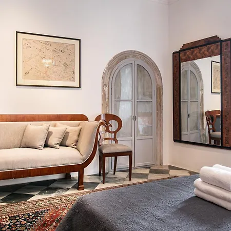 Apartment Secret Garden By Duhomes